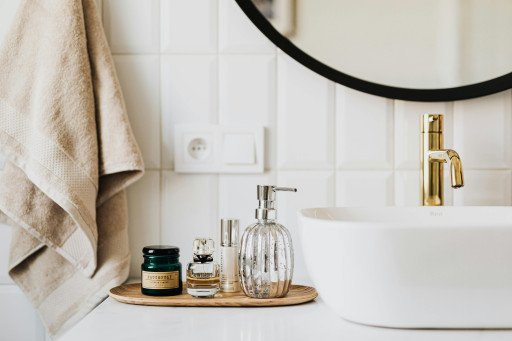 Mid-Century Modern Bathroom Design: Timeless Elegance Meets Comfort